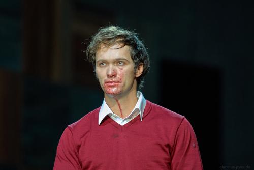 Dantons Tod von Büchner im Schauspielhaus Hamburg am 12.10.2009. <br><sub>(12.10.2009, Nikon D200, 200 mm, f/2.8, 1/15, ISO 800)</sub>