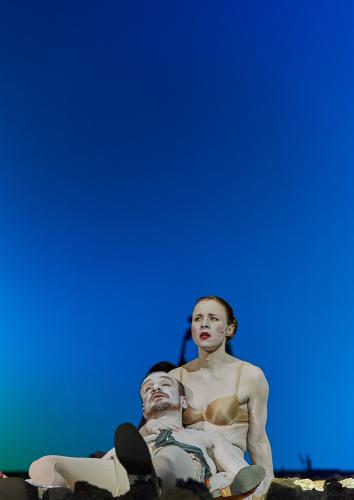 Dreigroschenoper von Brecht im Schauspielhaus Hamburg am 22.04.2010. <br><sub>(22.04.2010, Nikon D700, 135 mm, f/5, 1/500, ISO 3.200)</sub>