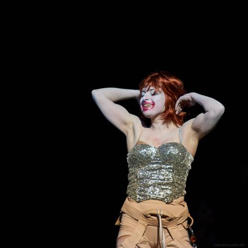Dreigroschenoper von Brecht im Schauspielhaus Hamburg am 22.04.2010. <br><sub>(22.04.2010, Nikon D700, 200 mm, f/3.2, 1/800, ISO 2.000)</sub>