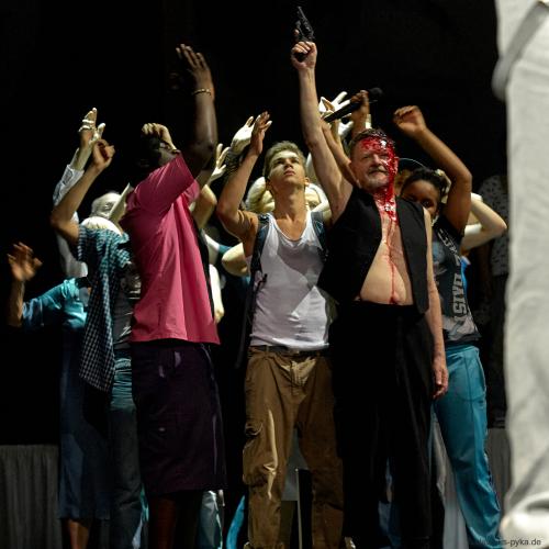 Frühlingserwachen von Wedekind im Schauspielhaus Hamburg am 27.08.2010. <br><sub>(27.08.2010, Nikon D200, 70 mm, f/4, 1/20, ISO 800)</sub>