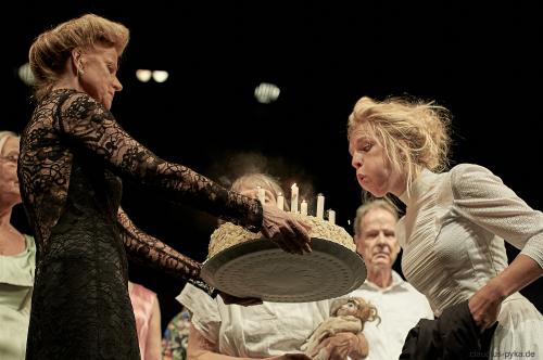 Frühlingserwachen von Wedekind im Schauspielhaus Hamburg am 27.08.2010. <br><sub>(27.08.2010, Nikon D700, 50 mm, f/2.8, 1/320, ISO 1.000)</sub>