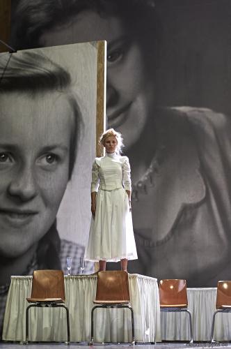 Frühlingserwachen von Wedekind im Schauspielhaus Hamburg am 27.08.2010. <br><sub>(27.08.2010, Nikon D700, 50 mm, f/1.4, 1/40, ISO 1.000)</sub>