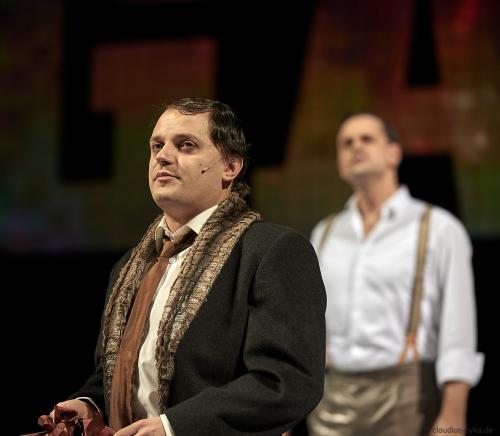 Der große Gatsby von Scott Fitzgerald im Schauspielhaus Hamburg am 10.01.2012. <br><sub>(10.01.2012, Nikon D700, 190 mm, f/4, 1/200, ISO 1.250)</sub>