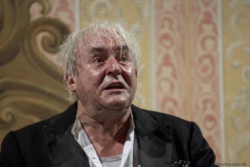 Das Kätzchen von Heilbronn im Schauspielhaus Hamburg am 26.05.2009. <br><sub>(26.05.2009, Nikon D200, 200 mm, f/2.8, 1/80, ISO 640)</sub>